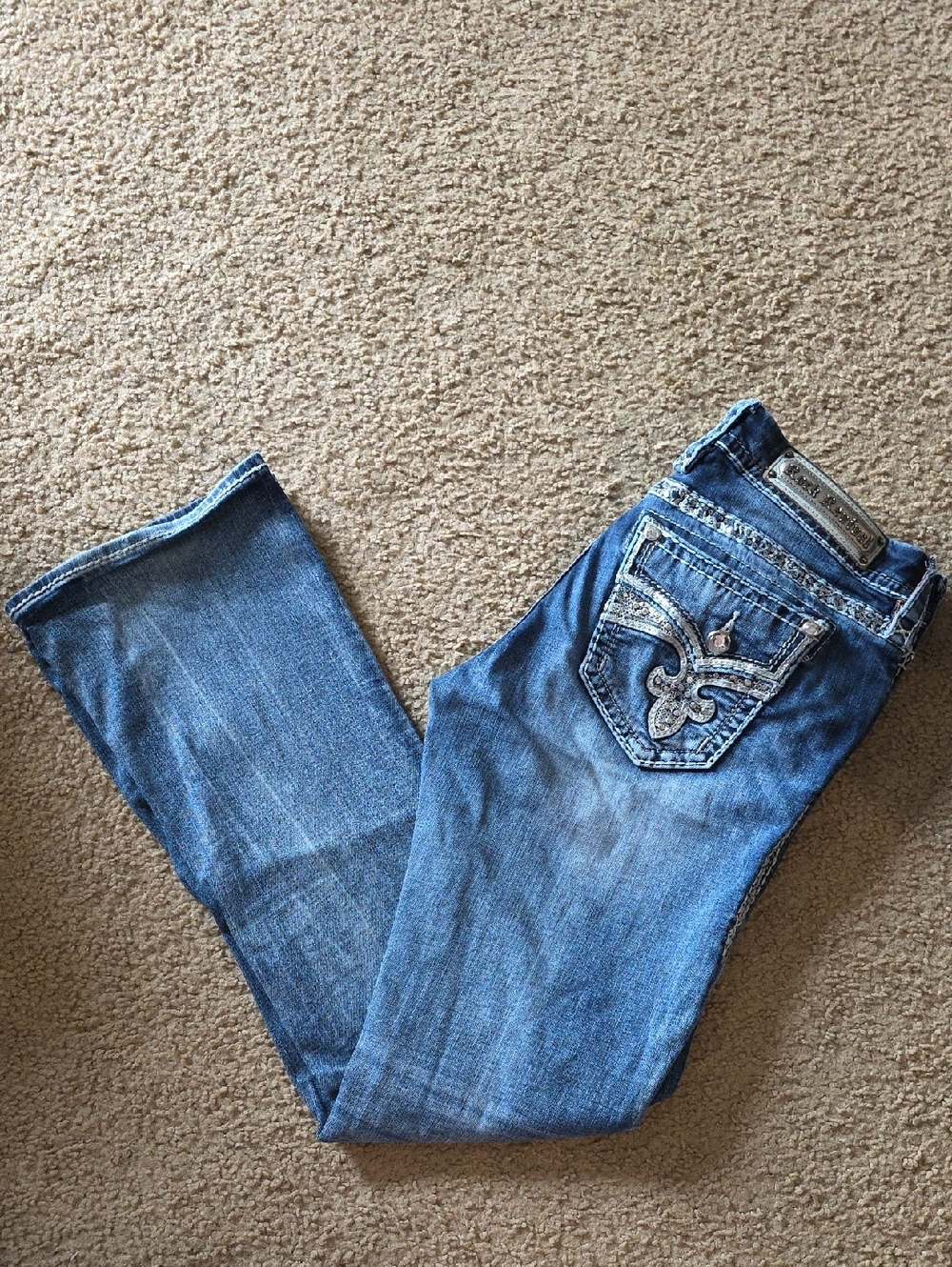 Rock Revival Women's Medium Blue Bootcut Jeans with Embroidered Pockets